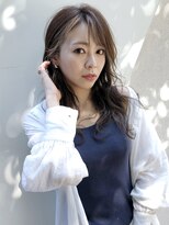 アイティー バイ アルバム 浦和店(IT by ALBUM) ラフウェーブ_ホワイトアッシュエアリーミディ_68059