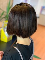 アークスヘアー&nbsp;ダークべージュ大人耳掛け☆無造作×切りっぱなしボブ