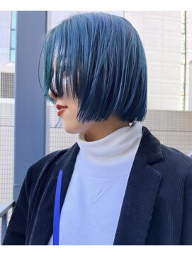 カータ(CARTA) ハイトーン顔周りに合わせカット