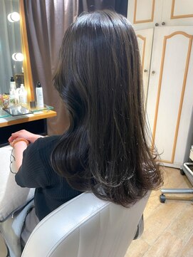 ネオリーブ チロル 横浜西口店(Neolive CiroL.) 暗めカラー グレージュ 韓国風レイヤー