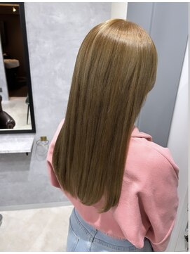 グラッジ 池袋(GLADGE) ミルクティーカラー　ブリーチ　ケアブリーチ　ダブルカラー