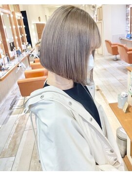 ネオリーブ クタ 町田店(Neolive kuta) グレージュ【町田】デザインカラー