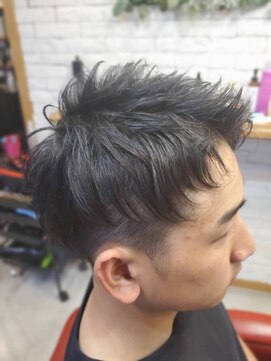 バルビエーレ アーディ(Barbier Adi) メンズ　ツーブロック