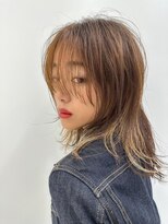 サンバレー(SUNVALLEY)&nbsp;アンニュイ外はねミディアムインナーカラー