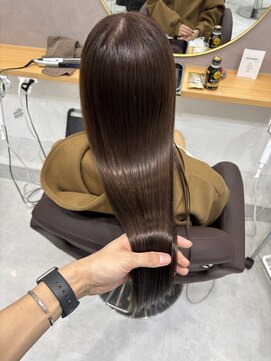 アイズ 横浜(IS) [YASU指名]ベージュカラー/プラチナベージュ/横浜