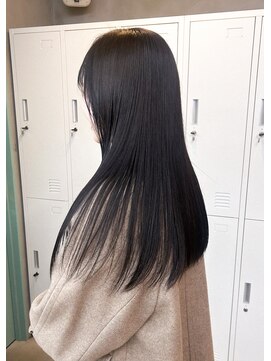 トゥコ(tuco) オリーブカラー　オリーブベージュ　透明感　ロング