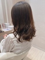 コーエン(cowen) 大人ガーリーゆるふわウェーブ前髪ココアベージュ暗めカラー50代