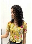 縮毛矯正で痛んでる髪も綺麗にスパイラルパーマをかけれます。