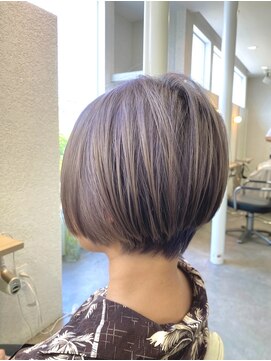 アルバサンス(albasanz) 10代/20代/ショート/ショートボブ/京都/学割/ベージュ/アッシュ