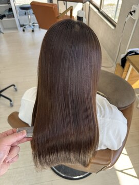 タスメット(+Met.) 髪質改善/縮毛矯正/白髪染め/美髪/艶髪/+Met./30代 /40代/50代