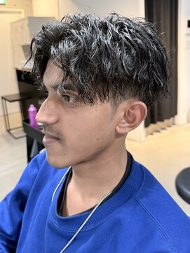 ブルニール 心斎橋(BLEUNIR) ツイストスパイラル