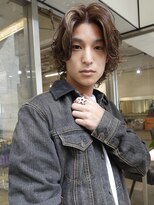 ノラ シブヤ(NORA)&nbsp;縦落ちサーフカールパーマハイライトパーマボブメンズミディアム