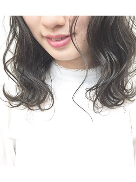 オルセン(OLSEN) ニュアンスパーマ×鎖骨ライン×ネイビーグレー