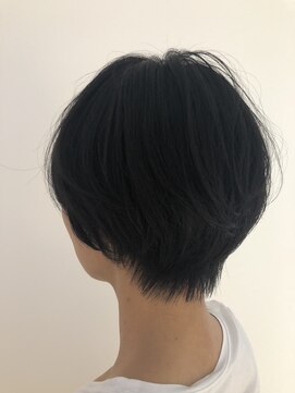 スピンヘアワークス(Spin Hair Works) マッシュ×ショート×黒髪