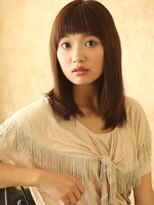 エマージュ 渋谷(Emerge)&nbsp;ちょっと斬新な冒険前髪パッツンスタイルでオシャレに。