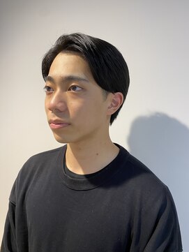 ザウィロー 神保町店(The WILLOW) センターパート【メンズサロン The WILLOW 神保町店】