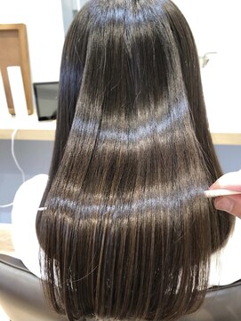 コノア スパーク(Conoah spark) ナチュラルストレート☆ショコラベージュ/イメチェン