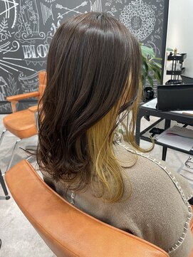 アイリー 名古屋(A/LEE) インナーカラー×キイロ