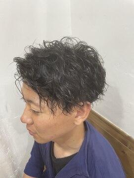 ルピナス 北千住(Lupinus) men'sツイストスパイラルパーマ