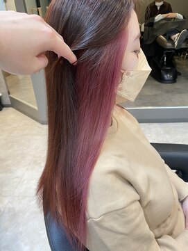 エリス ウメダ(Eliss umeda) イヤリングカラー×ベリーピンク