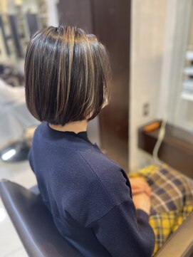 スティラ スムース 高田馬場(Stilla smooth) ハイライトカラー・白髪ぼかしハイライト