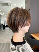 ビューエヒメ(VIEW EHIME)&nbsp;大人ラフウェーブ20代30代40代ボブブラウンスウィングショート