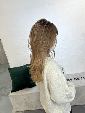 ペチカ(PEZZICA) シャドウルーツ　　ベージュ　ダブルカラー/グレージュ/レイヤー