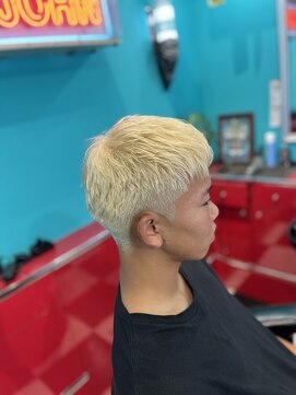 ノア 宜野湾店(Noah) 金髪クロップ