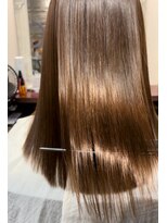 オプ アート(Op Art)&nbsp;伸ばして行きたい方にオススメトリートメント