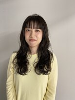 ハイ(HI)&nbsp;ロングレイヤーウェーブスタイル