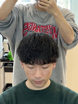 アウラ(AURA) シャドウパーマカルマパーマスパイラルパーマ