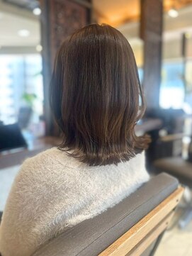 ヘアリゾート粋 ティガ 池袋店(tiga) 艶髪/透明感ブラウン/毛先外ハネミディアム
