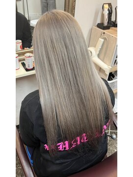 24トゥエンティフォー 貝塚店(24twenty four) シルバーカラー