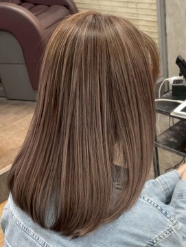 ハーシーバイアポロ 相模大野(HERSHE by apollo) xバレイヤージュ/ホワイトグレージュ/レイヤーカット