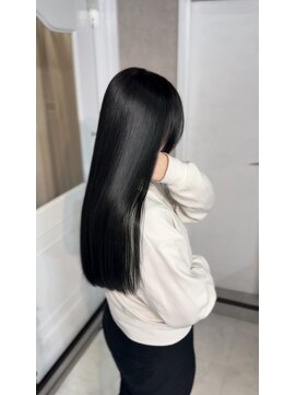 イオエ 心斎橋(ioe) 前髪/アンブレラカラー/こなれミディ/髪質改善/イメチェン