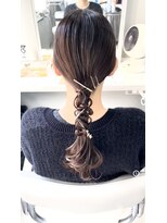 クレア(Crea)&nbsp;タイト編みおろしアレンジ♪
