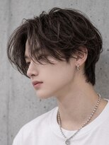 エイド 本店(aid)&nbsp;前下がり毛流れセンターパートソフトツイストスパイラルパーマ