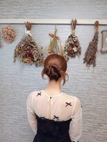 マナミメイク(manami make)&nbsp;ねじねじかちもりヘア