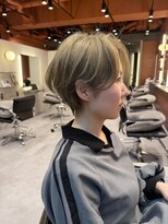 カルマ(KARMA) 【札幌/大通り】髪質改善ダブルカラーショートオリーブベージュ
