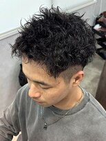 トゥーン 川崎店(TOON) アップバング短髪パーマ