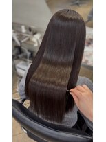 リラクオーレ 三宮 元町(LIRA CUORE)&nbsp;艶感たっぷり酸性ストレート