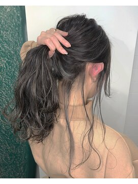 ローレル(Laurel) 外国人風カラー、3Dカラー、ハイライト、グラデーション