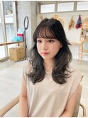 小顔似合わせくびれヘア(カーキグレージュフェザーバング)