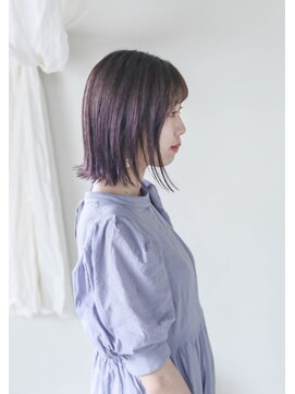 ホワイトルーム(White Room) パープルベージュのボブスタイル♪