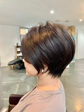 ブロッサム 大塚店(Blossom) 大人可愛い20代30代40代黒髪前下がりショートボブ丸みショー
