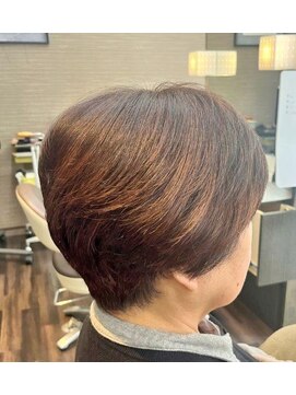 エノモト(ENOMOTO) ショートボブ×ヘナ×髪質改善 大人ショート美シルエット50代