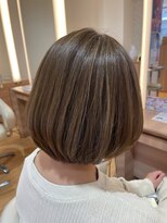 ニューヨークニューヨークマザーズ(NYNY Mothers)&nbsp;ハイトーンボブ/丸み/大人可愛い/ハイライト/白髪ぼかし