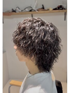 ステラ(STELLA) ツイストスパイラル/縦落ちツイスト/メンズパーマ/メンズカット