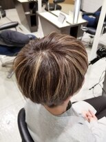 ミック ヘアアンドメイクアップ 高田店(miq Hair&Make up) ハイライト/ベージュブラウン/白髪ぼかし/白髪染め/ショートヘア