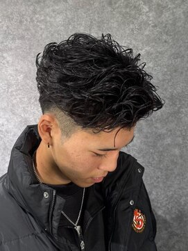 ゼノ 海老名(XENO) シャドウパーマ/フェザーパーマ/ツイストパーマ/波巻きパーマ